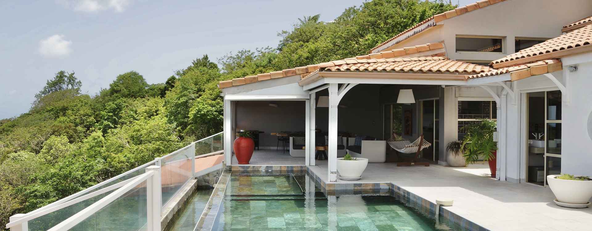 EXCLUSIVITE – VILLA DE STANDING – 6 APPARTEMENTS – 2 PISCINES