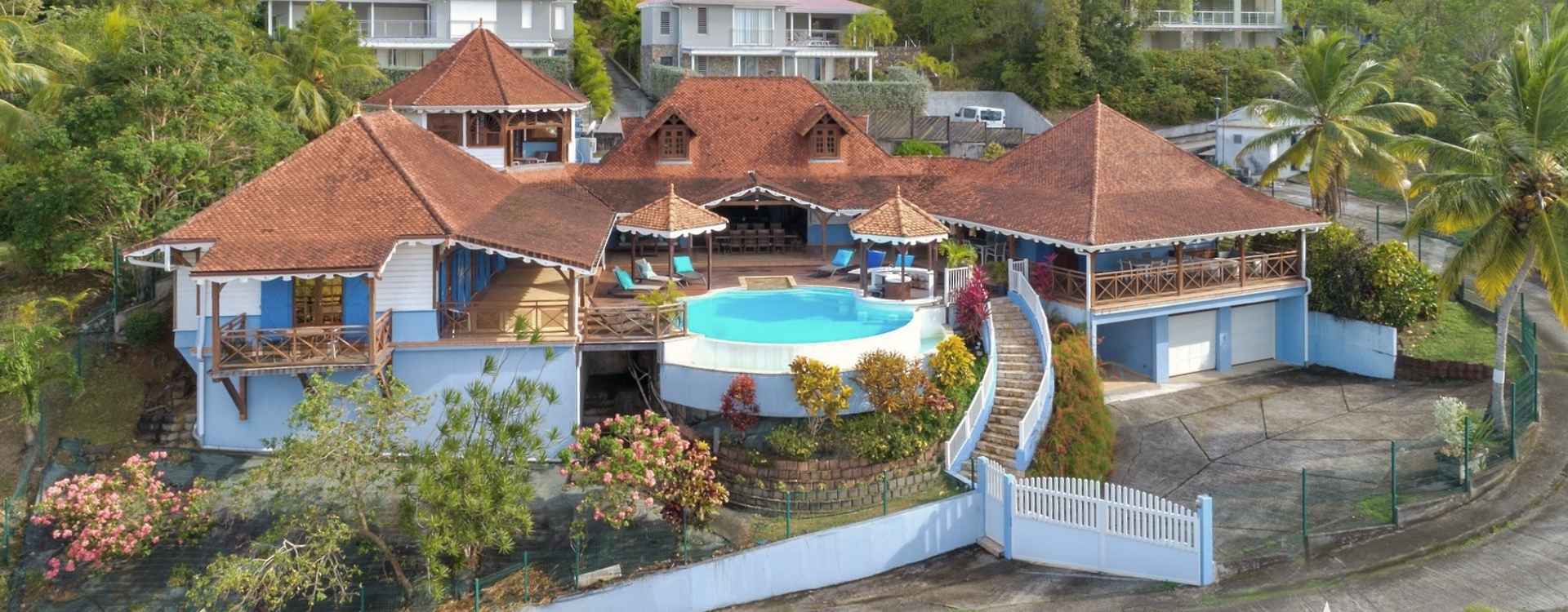 EXCLUSIVITE  - VILLA  D'EXCEPTION –  VUE MER - 2 500 000 €