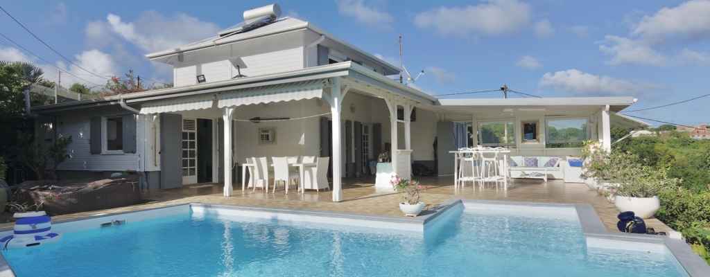 Villa d’architecture créole  - Vue mer - Piscine