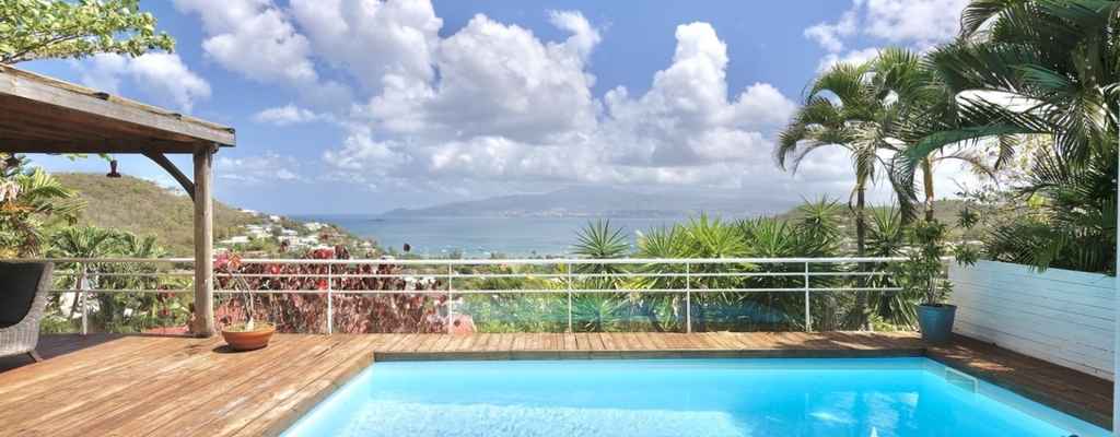 EXCLUSIVITE - LES TROIS ILETS - VUE MER    750 000 €