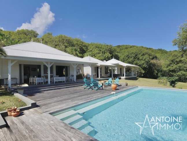 Exclusivité – Propriété d’exception – Bord de mer – 1 925 000 €