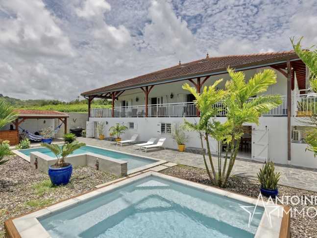 EXCLUSIVITÉ – DUCOS - PROPRIETE D'EXCEPTION   -  2 PISCINES -  1 595 000   €