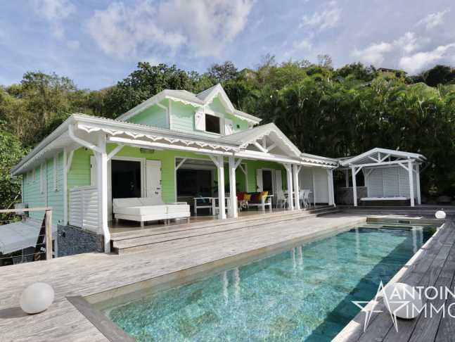LES TROIS ILETS   - VILLA DE GRAND STANDING  - VUE  MER -  950 000 €
