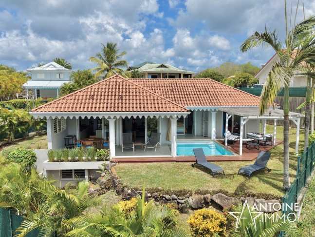 EXCLUSIVITE – SUPERBE VILLA DE STANDING   - VUE MER  895 000 €