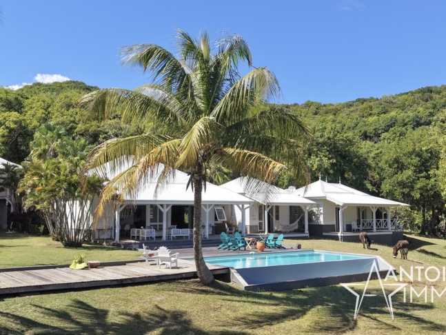 Exclusivité – Propriété d’exception – Bord de mer – 1 925 000 €