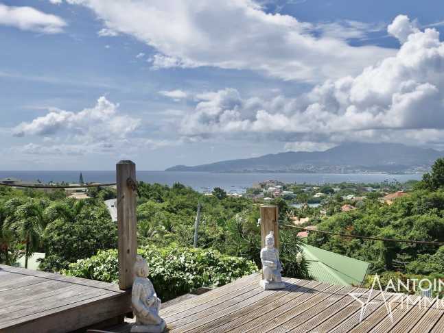 EXCLUSIVITE  - VILLA AVEC VUE MER  - PISCINE 840 000 €