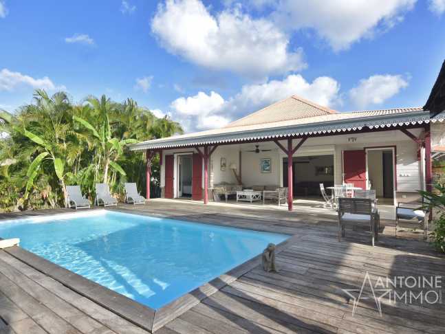 VILLA T 5 AVEC PISCINE  -  2 JACUZZIS  – BUNGALOW INDÉPENDANT.  -  599 000.  €