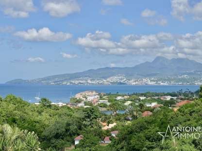 EXCLUSIVITE  - VILLA AVEC VUE MER  - PISCINE 840 000 €