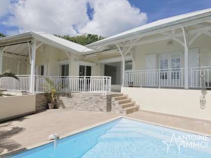 TROIS ILETS   – VILLA AVEC PISCINE  – VUE MER   620 000 €