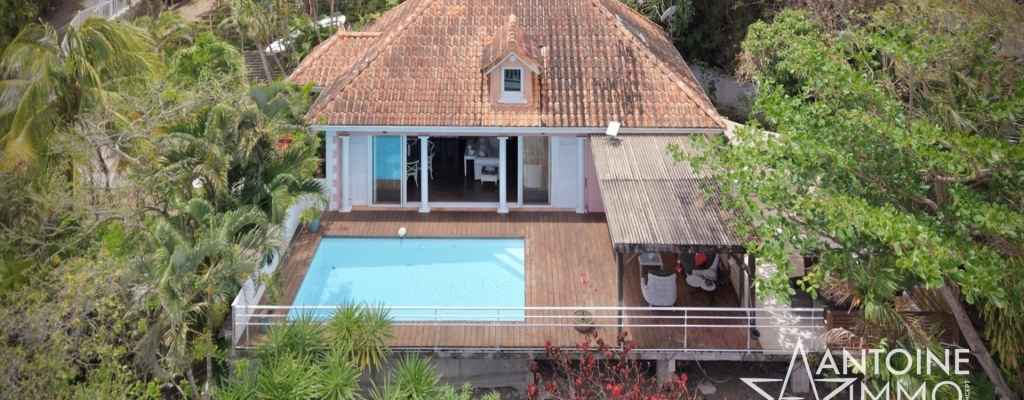 EXCLUSIVITE - LES TROIS ILETS - VUE MER    750 000 €