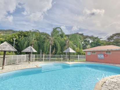 Très beau T 3 Vendu meublé – Résidence avec piscine