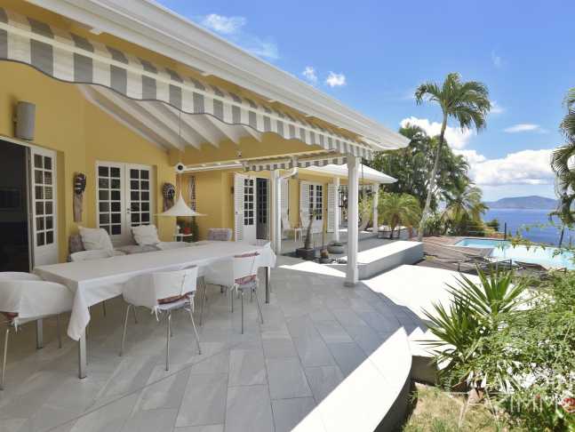 EXCLUSIVITÉ – CASE PILOTE  - SPACIEUSE VILLA D'EXCEPTION   -  965 000   €